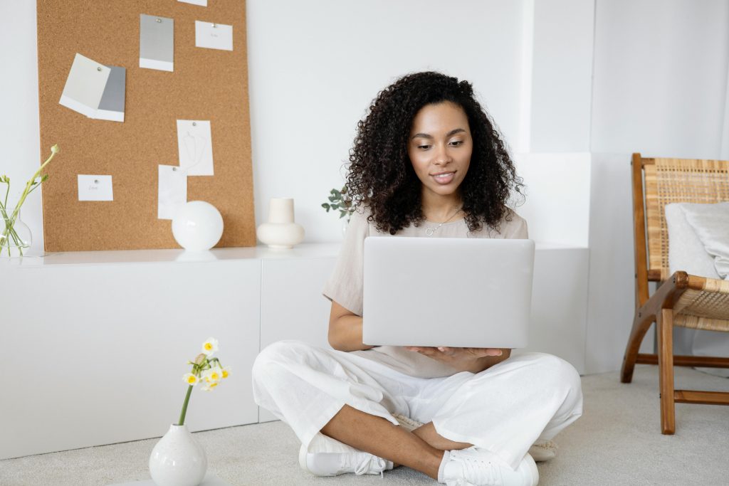 Online management tool
